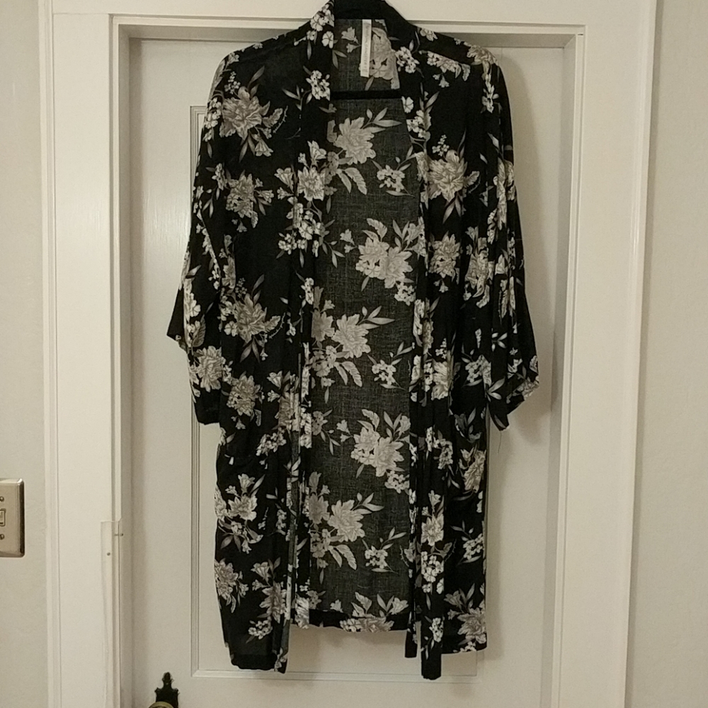 Black Robe / kimono